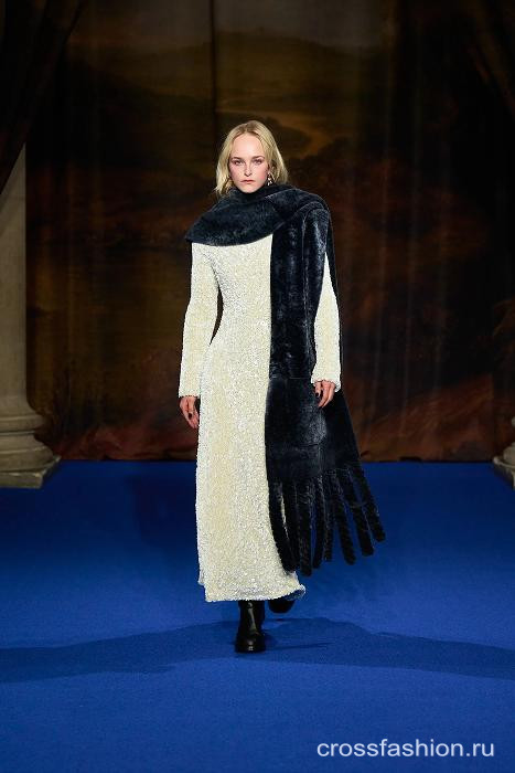 sharf burberry fall 2025 2