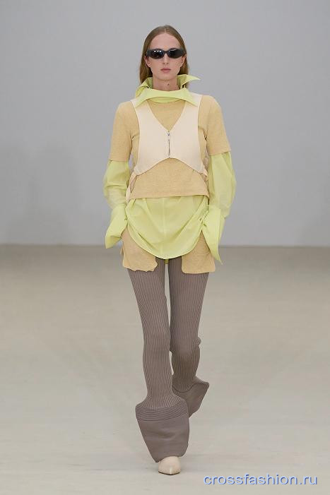mnog Issey Miyake 1