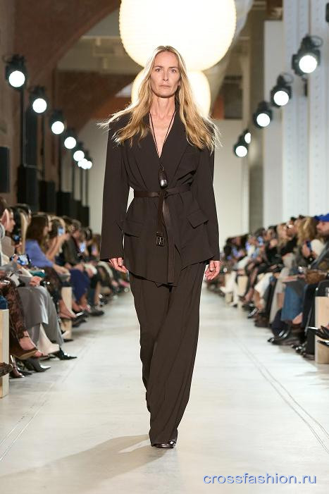 Michael Kors Collection 32