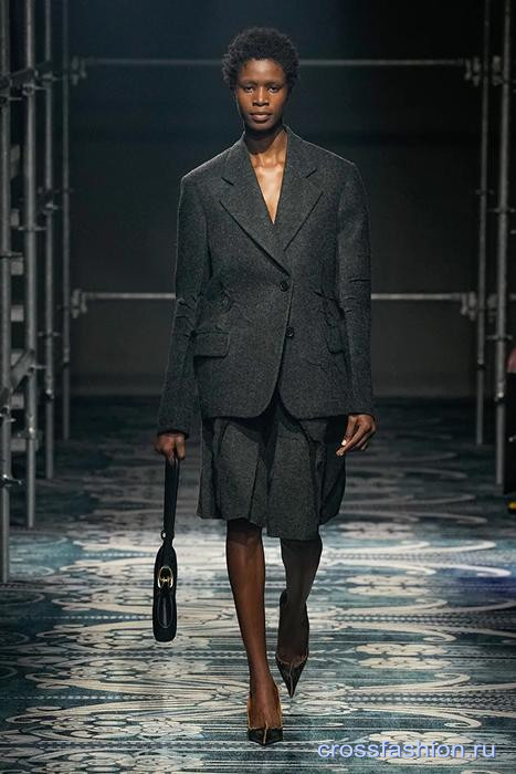 Prada fall 2025 27
