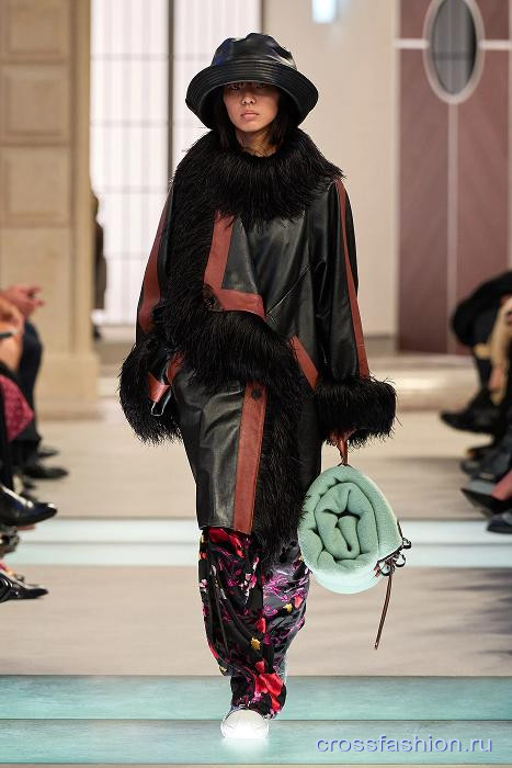 Louis Vuitton fall 2025 17